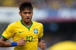  东契奇赛后谦逊发言登热搜，波尔图横扫费城76人引发热议